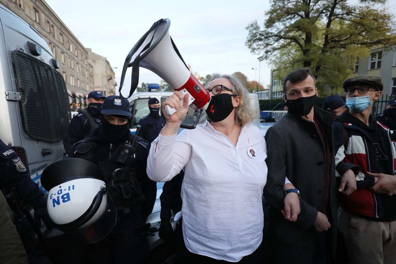 Strajk kobiet. Wrocław. Zapowiada się kolejny protest. "Mamy spacerują" i "Rozsierdzone pierogi wsiadają na koła"