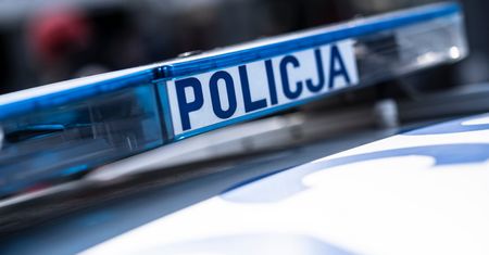 Bójka na terenie szkoły w Olsztynie. 17-latek miał przy sobie maczetę