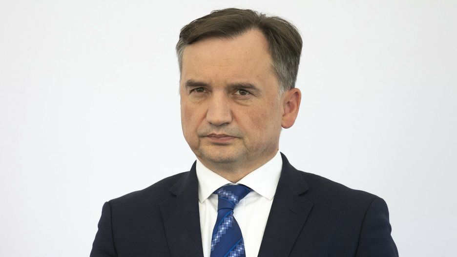 Zbigniew Ziobro w Rzeszowie
03.10.2023. Rzeszow. Uroczystosc wmurowania aktu erekcyjnego pod budow nowej siedziby Sadu Okregowego w Rzeszowie. N/z Zbigniew Ziobro - Minister Sprawiedliwo?ci, Prokurator Generalny.                                      Fot. Grzegorz Bukala/REPORTER
Fot. Grzegorz Buka?a/REPORTER