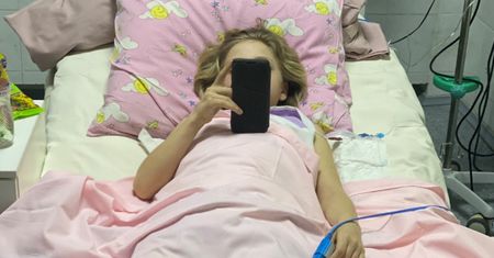 Jana straciła dwie nogi i mamę. Czekała na pociąg, gdy spadł pocisk