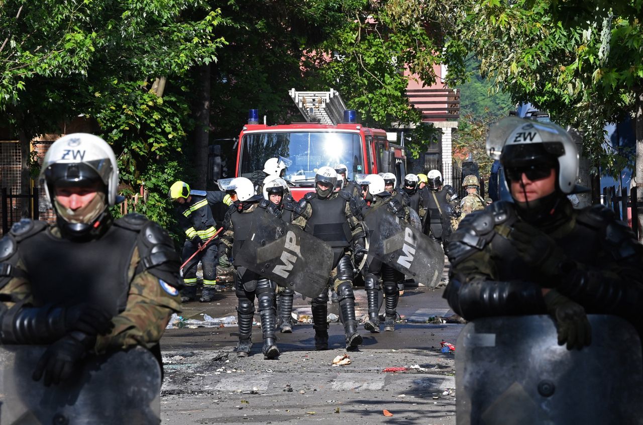 Dzieje się w Kosowie. Ranni węgierscy żołnierze z misji NATO