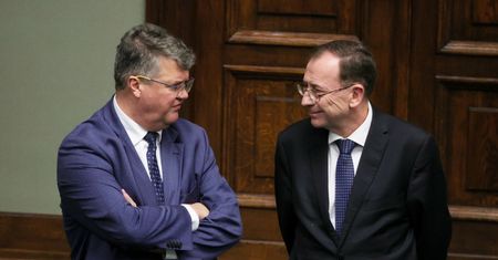 Mariusz Kamiński i Maciej Wąsik wywiezieni z aresztu w Warszawie