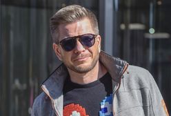 Filip Chajzer rok temu rozpoczął budowę domu na Mazurach. Teraz pochwalił się, jak  wygląda jego gniazdko