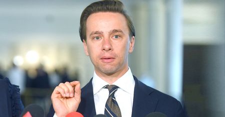 Aktor do Bosaka: "Kobieta ma prawo odmówić czynności seksualnych"
