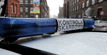 Oszustwo w branży paliwowej. Spółka zapłaci teraz ponad 230 mln zł podatków