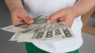 Czy warto dawać dzieciom kieszonkowe? Ekspertka rozwiewa wątpliwości