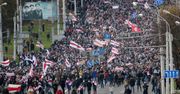Białoruś. Mińsk. Ponad 30 tys. osób protestuje