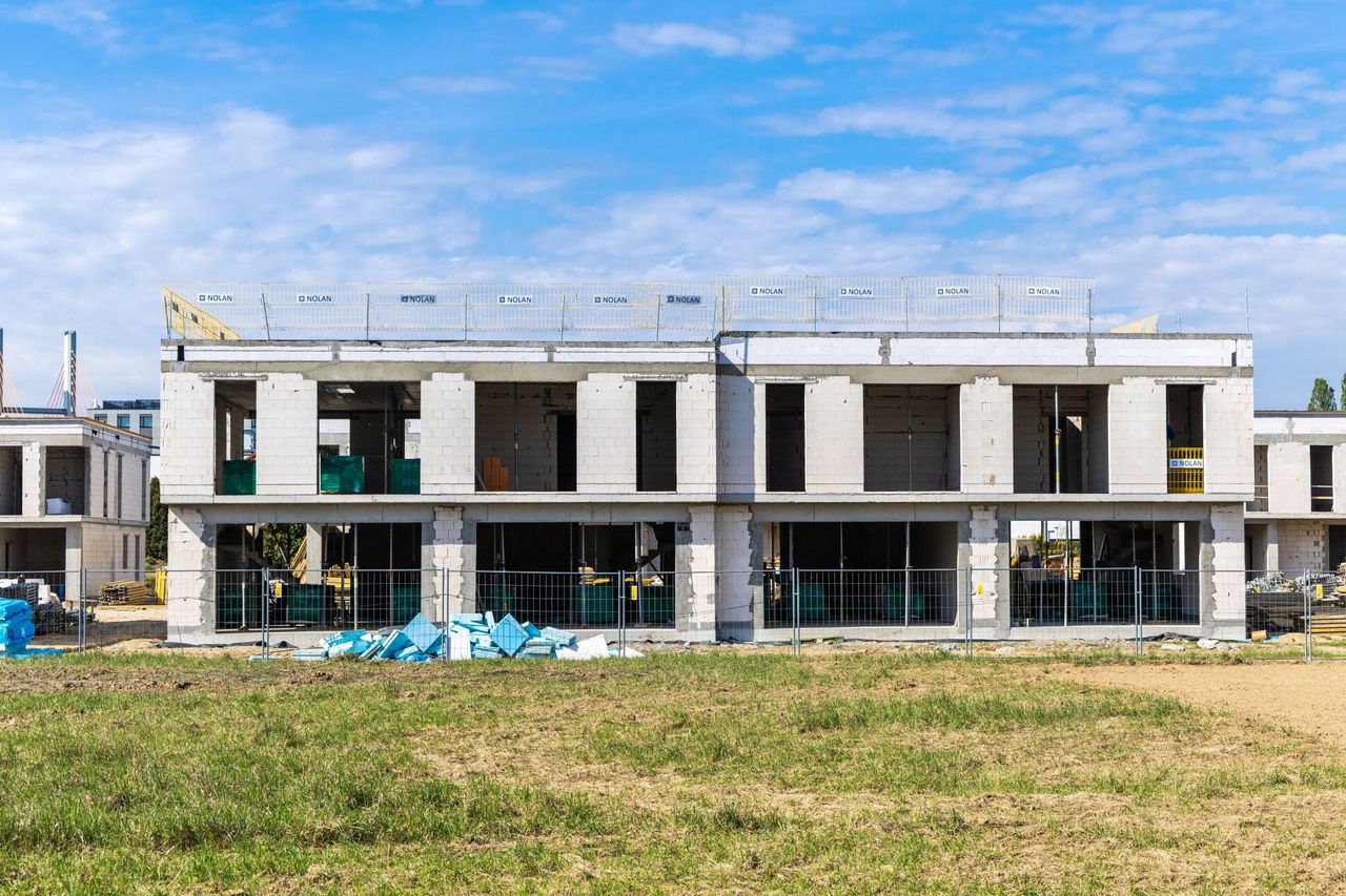 Domy zamiast pól. Właściciele nieruchomości masowo składają wnioski