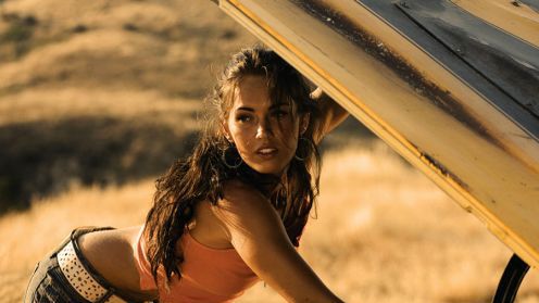 Megan Fox w seksownym gorsecie 1