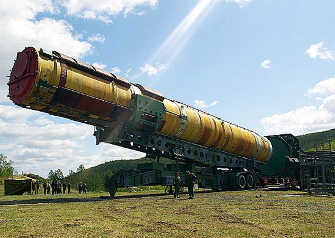 Russia threatens missile strike if Ukraine uses Western weapons