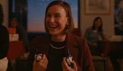 Facebook z kampanią "Secret Santa". Reklamuje zakupy