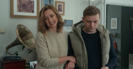 "Barwy szczęścia", odc. 3338. Czy Renata ukryje problem przed bliskimi? Jej stan jest coraz GORSZY