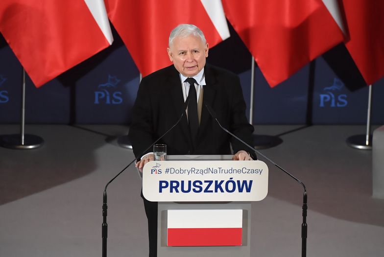 Kryzys pojawił się w Polsce. Prezes PiS: wstrzymamy premie w spółkach państwowych