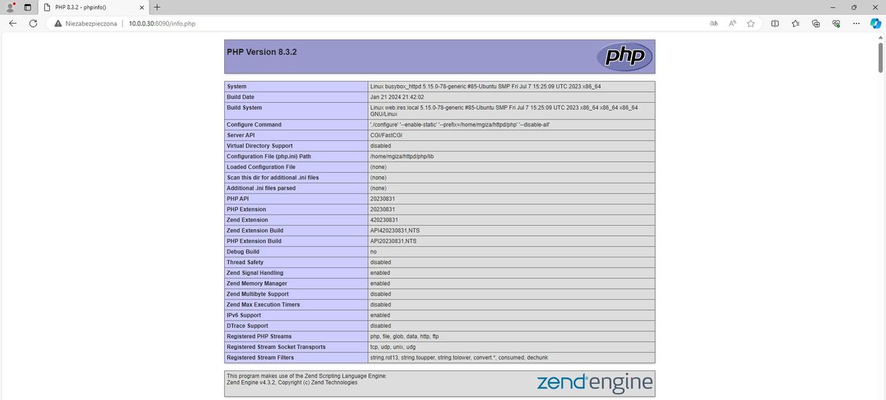 Wykonanie phpinfo() w kontenerze Docker.