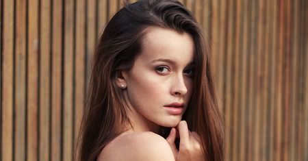 Pudry, które dają efekt soft focus. Wygładzają jak Photoshop