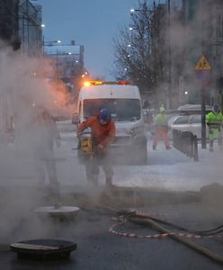 Warszawa. Usunięcie awarii ciepłowniczej na Pradze. Ale kolejnych 50 mieszkańców jest pozbawionych ciepła na Ursynowie