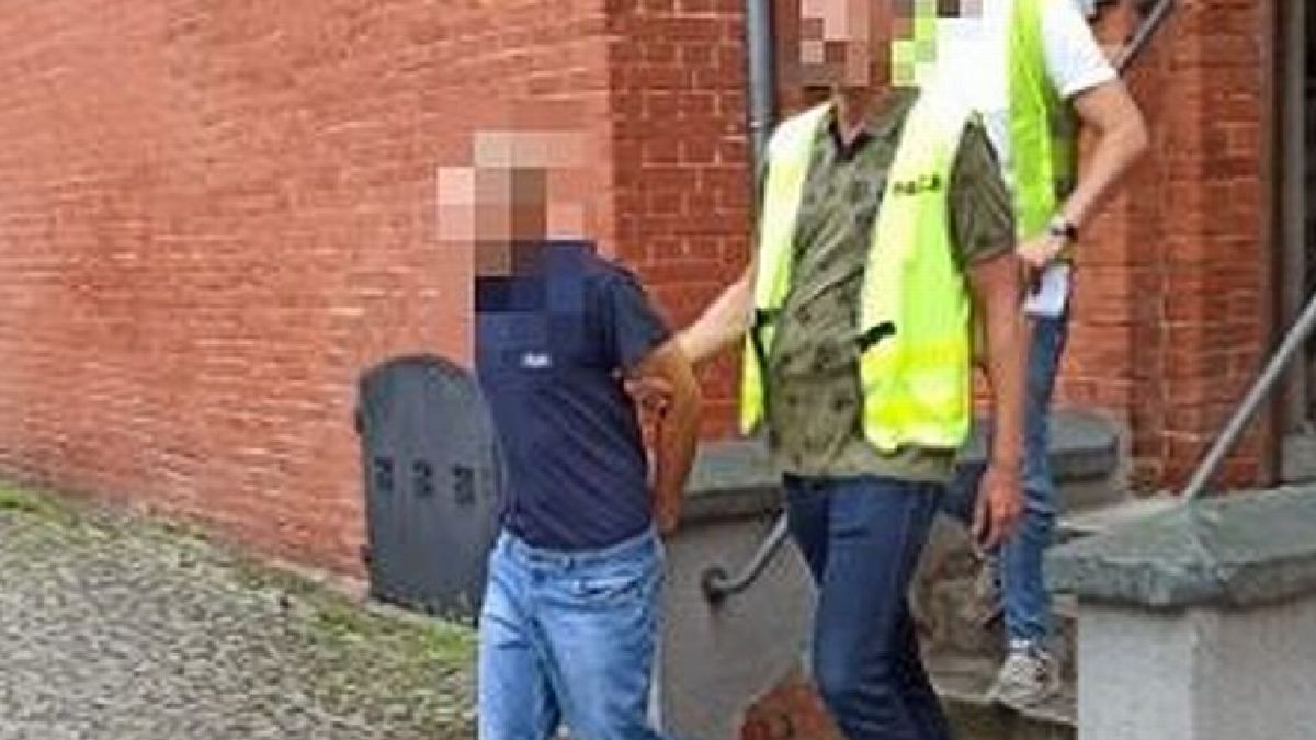 Policja zatrzymała podejrzanego o zabójstwo i podpalenie.