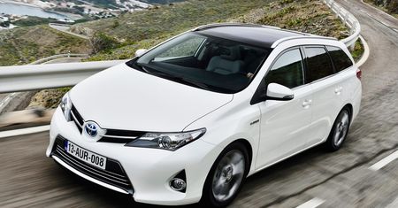 2013 Toyota Auris Touring Sports - znamy szczegóły