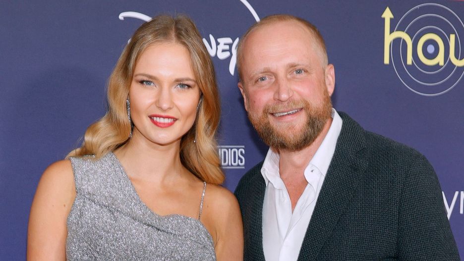 Piotr Adamczyk z żoną Karoliną na premierze z Los Angeles 