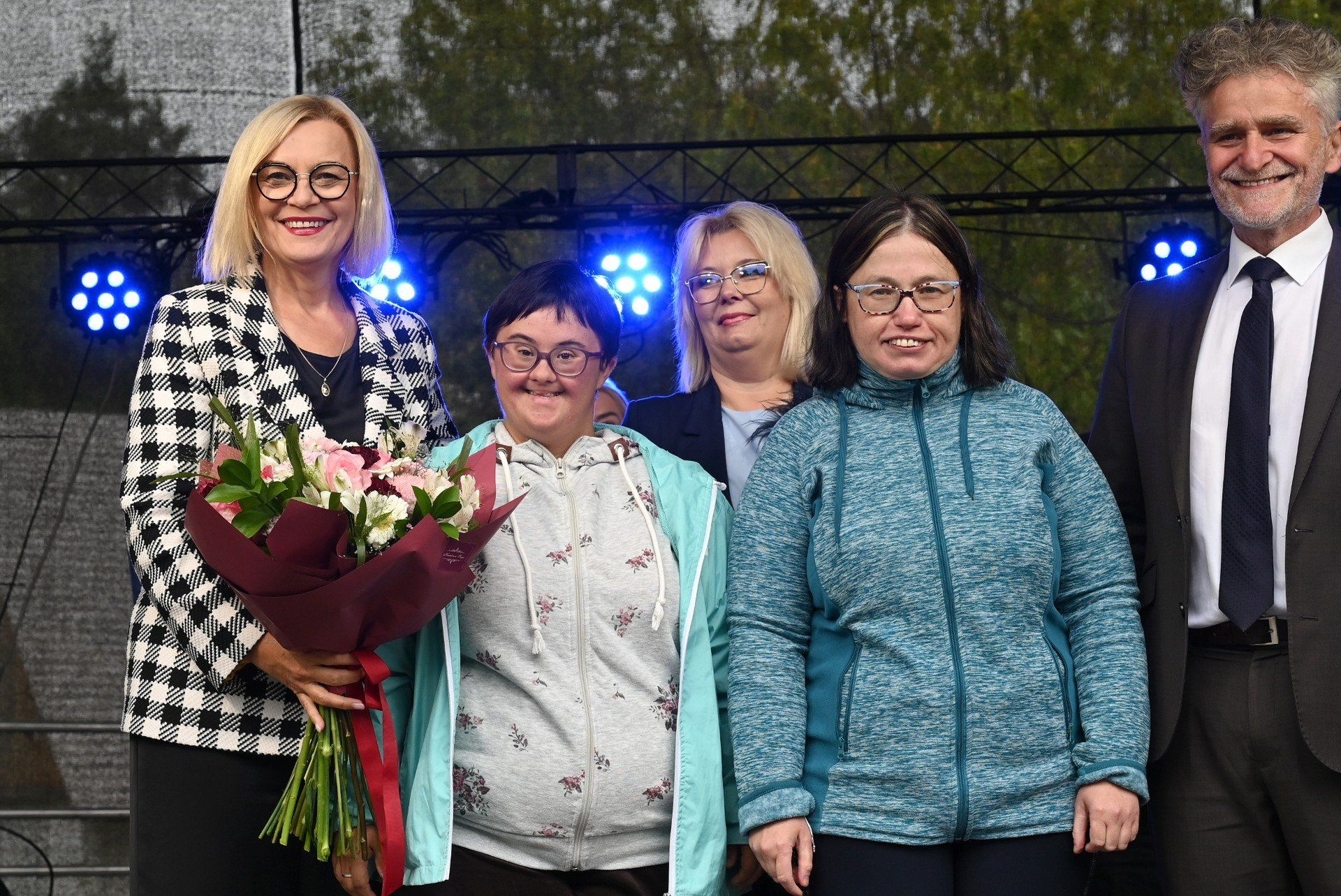 Uczestnicy wydarzenia dziękowali za jego organizacje marszałek województwa, Renacie Janik oraz kierownik Parku Etnograficznego w Tokarni, Małgorzacie Krzywdzie.