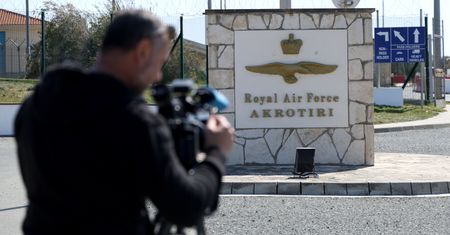 Francja wesprze Cypr po ataku Iranu na bazę RAF. Wsparcie też Gracji
