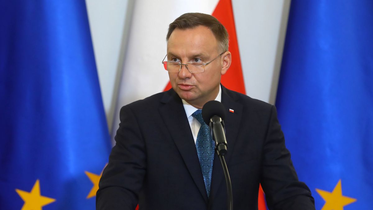 Andrzej Duda zirytował związkowców z "S". Złożyli własny projekt ustawy o emeryturach stażowych.