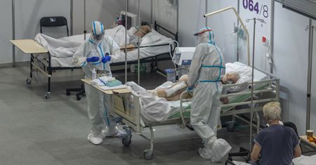 Koronawirus w Polsce. Minimalne spadki w liczbie hospitalizacji