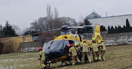 Warunki były fatalne. Śmigłowiec ratunkowy lądował w szczerym polu