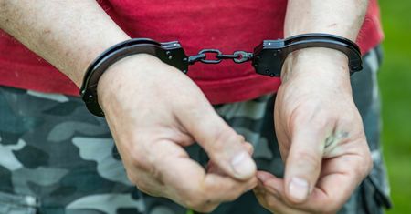 Niesłuszne aresztowania to plaga. Podatnicy płacą za błędy miliony
