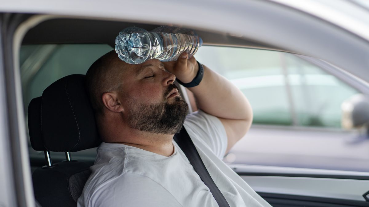 Jak rozpoznać niski poziom cukru? Objawy mogą przypominać upojenie alkoholowe