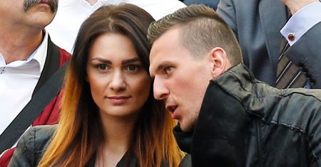 Arkadiusz Milik znów jest ZAKOCHANY? Przyłapano go z następczynią Jessiki Ziółek!