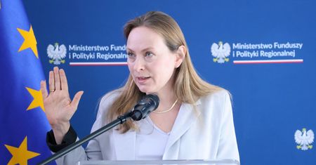 Pieniądze z KPO. "To nie mają być dopłaty dla ludzi bogatych, tylko dla zwykłych ludzi"