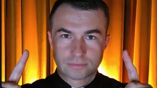 Ks. Picur zapytany o "Księdza z osiedla". Odpowiedział jednym zdaniem