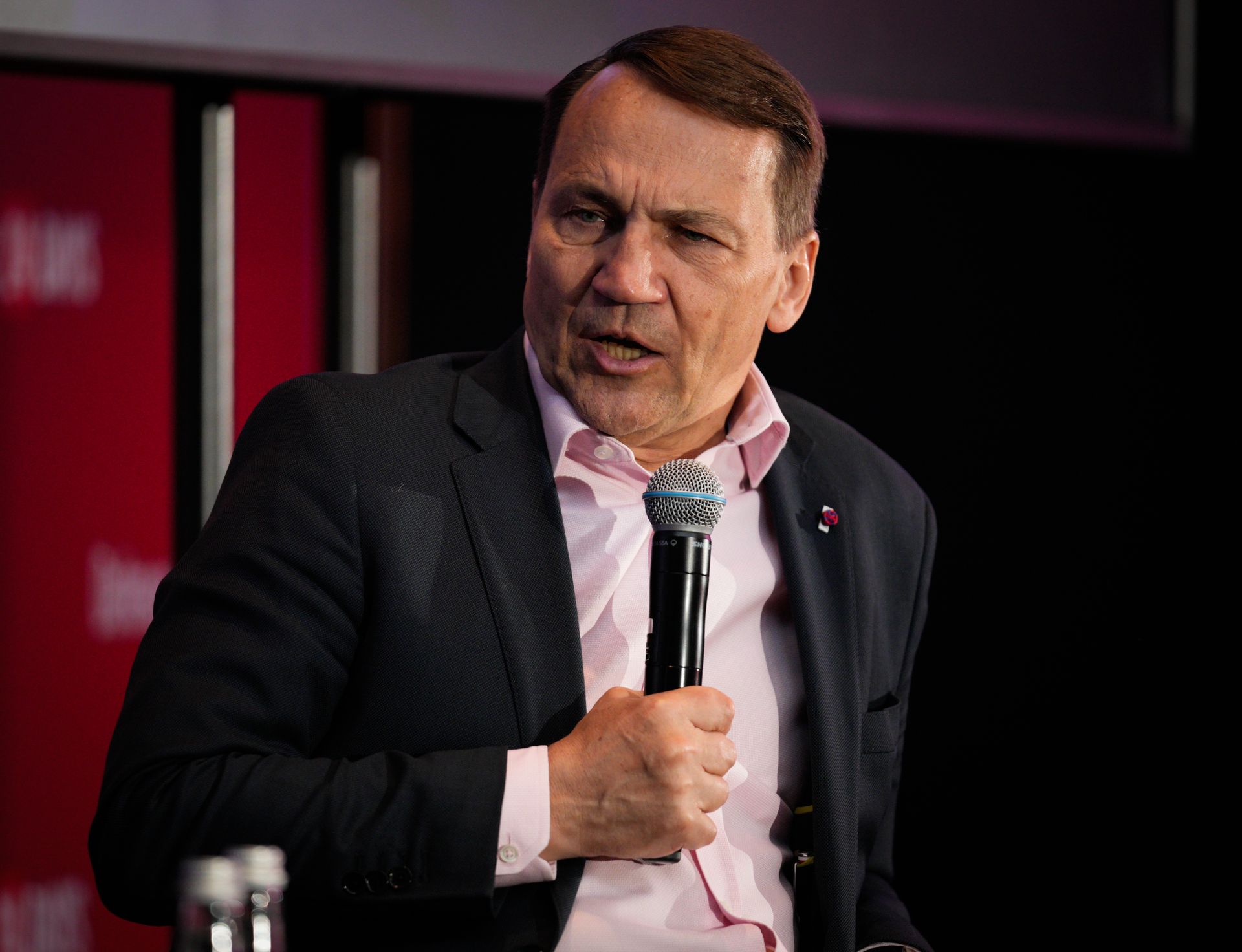 Sikorski wzywa Izrael: Uwolnijcie Polaków natychmiast!