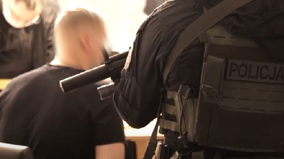 Policja zatrzymała pięć osób ws. kradzieży w salonach jubilerskich