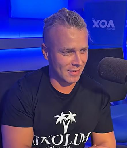 Skolim w VOX FM