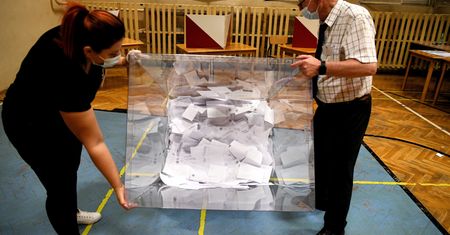 Wybory i referendum tego samego dnia. "Rozliczanie na różne sposoby"