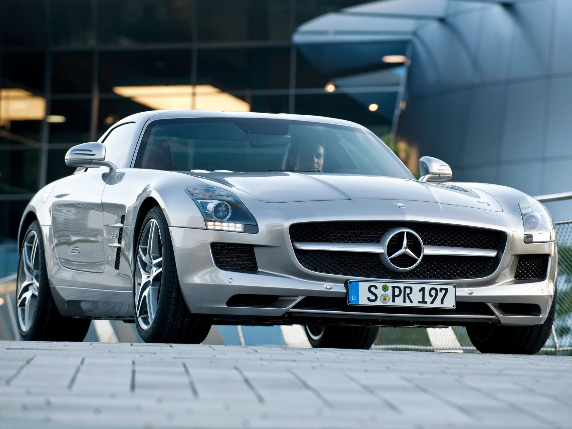 Żegnamy króla: odchodzi Mercedes-Benz SLS AMG 8