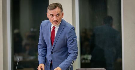 "Czysta zemsta Tuska". Ziobro reaguje na wniosek o areszt