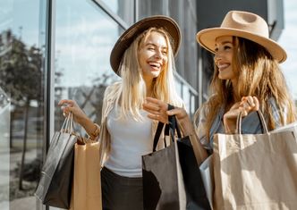 Black Friday 2021. Kiedy wypada Czarny Piątek i na co zwrócić uwagę?