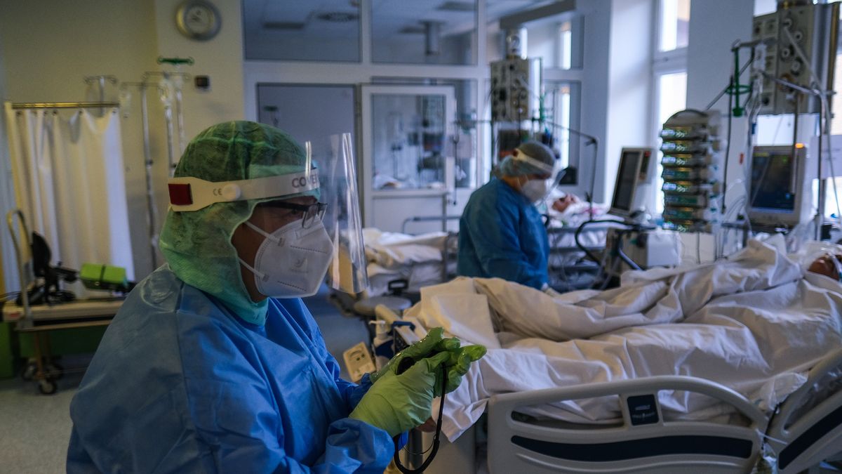 Matka i córka zmarły na COVID-19 