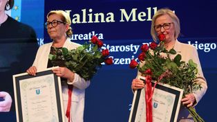 Adela Grala-Kałużna i Halina Meller z Nagrodami Powiatu Pleszewskiego im. Artura Szenica