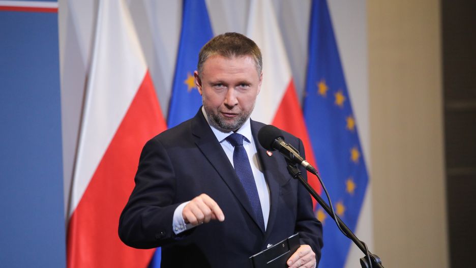 Marcin Kierwi�ski
Warszawa, 15.12.2023. Minister spraw wewn�trznych i administracji Marcin Kierwi�ski na konferencji prasowej w siedzibie MSWiA w Warszawie, 15 bm. (aldg) PAP/Albert Zawada
Albert Zawada
konferencja, ministerstwo, ministerstwo spraw wewn�trznych i administracji, MSWiA, polityk, polityka, prasowa, briefing prasowy