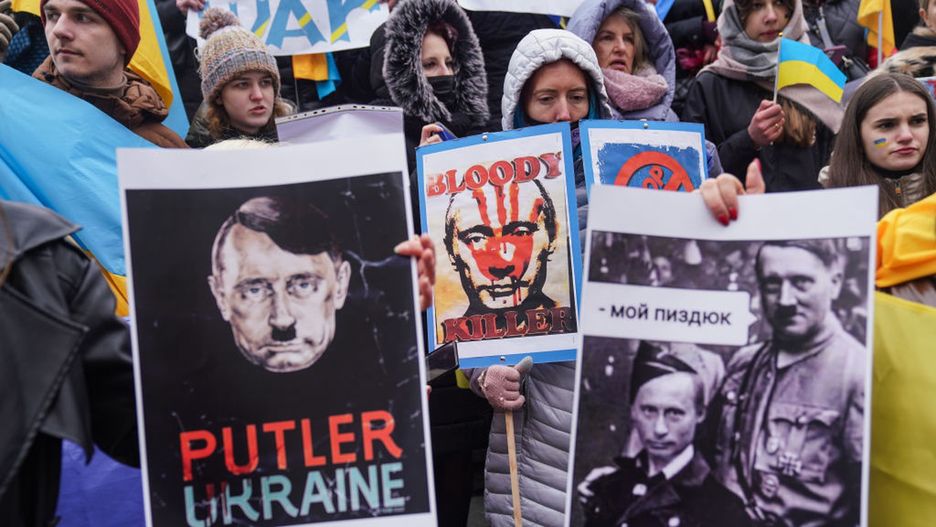 Protests Are Held In The Istanbul In Support Of Ukraine After Russian Invasiondia images