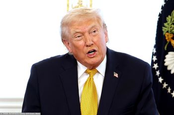 Działo się w nocy. Trump pochwalił się uderzeniem w Afryce