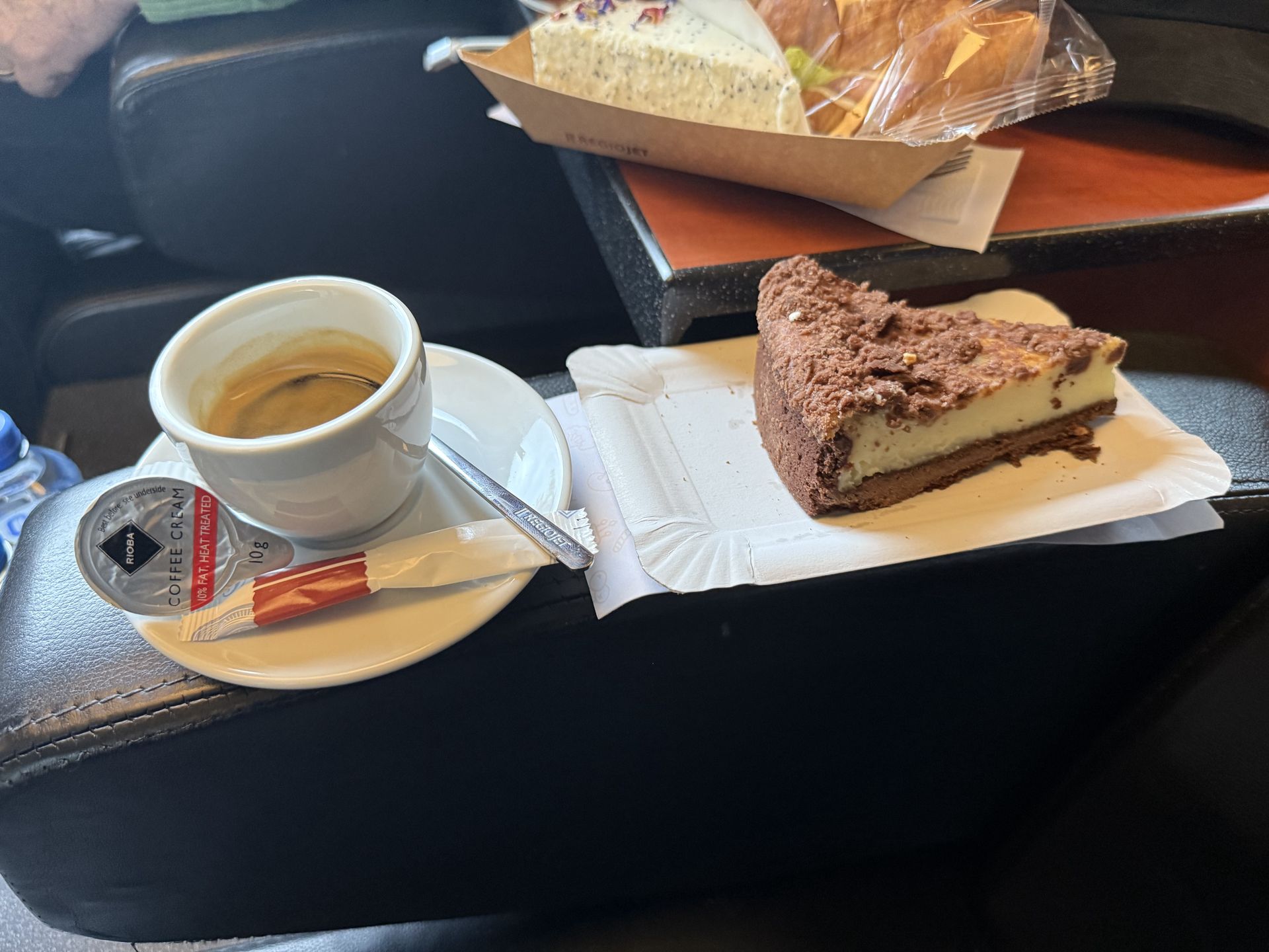 Sernik z kakaową kruszonką to hit