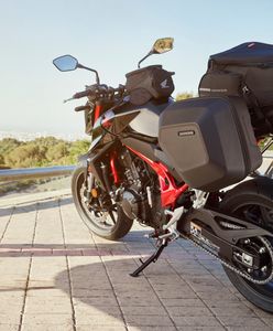 Honda przygotowała długą listę dodatków do Horneta. To pokazuje jego uniwersalność