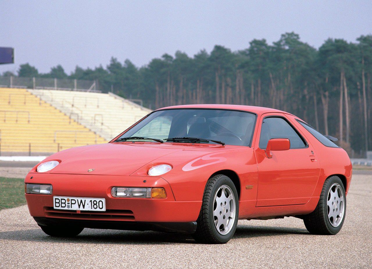 Porsche 928