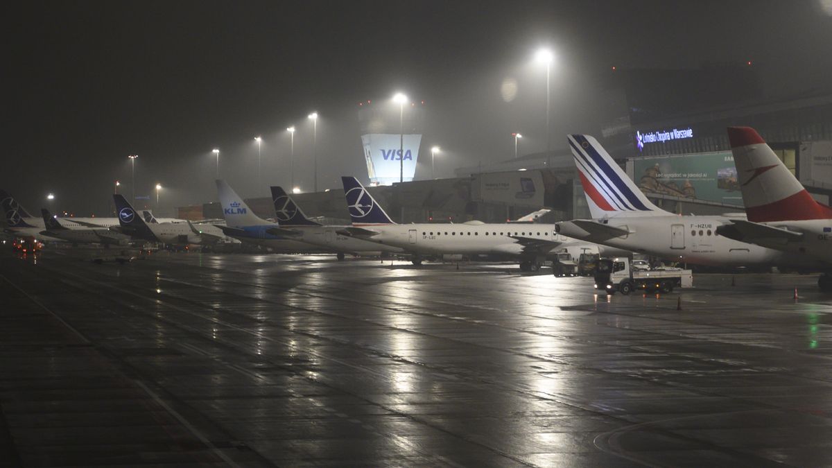 Lotnisko Chopina w Warszawie. Zdj. ilustracyjne