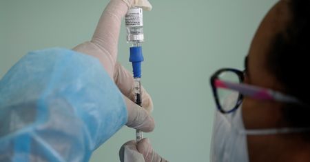 Bruksela. KE: przyspieszamy dostawę szczepionek BioNTech/Pfizer